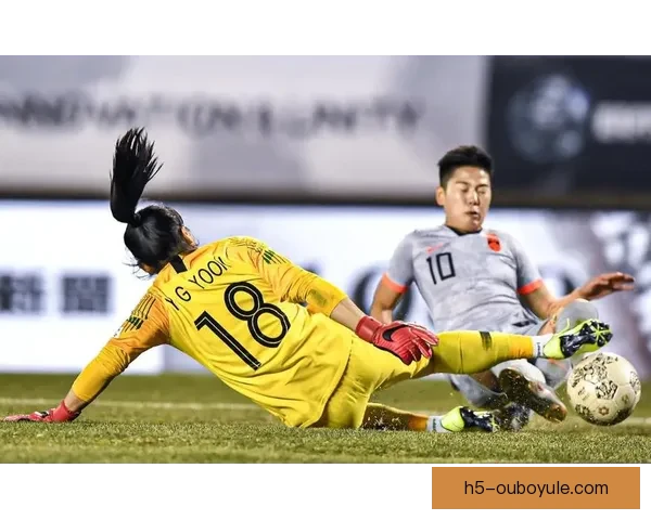 中国队1-1平局失榜首 中心短板暴露